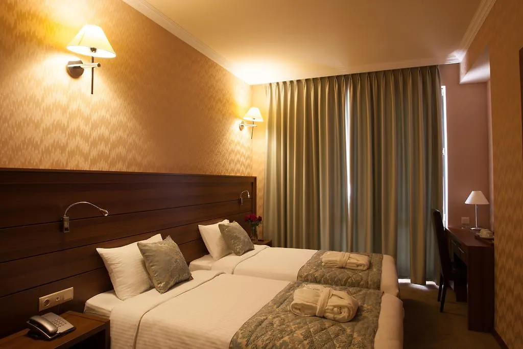 ****  Hotel Astoria Tbilisi Georgien